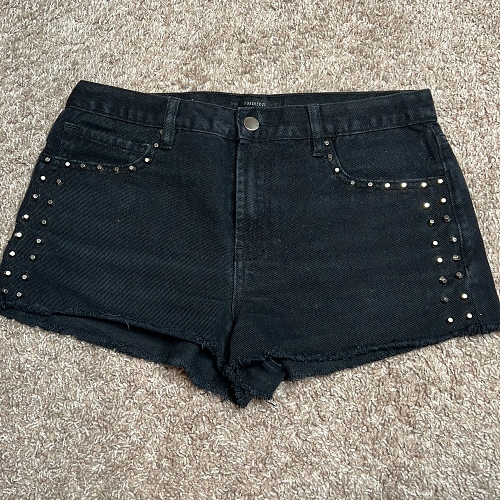 Forever 21 black shorts